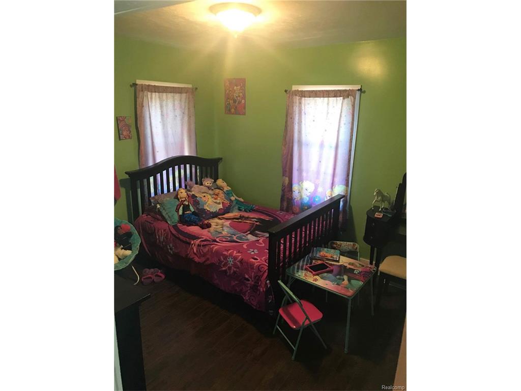 307 Sunnyside Dr