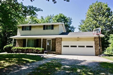 605 Winters Eave
