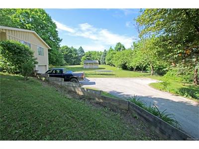 For Sale: 11033 Horton Goodrich, MI 48438