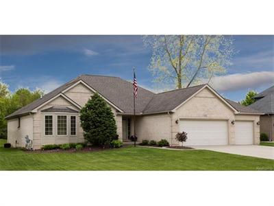 9212 Village Woods Crse, Grand Blanc MI 48439