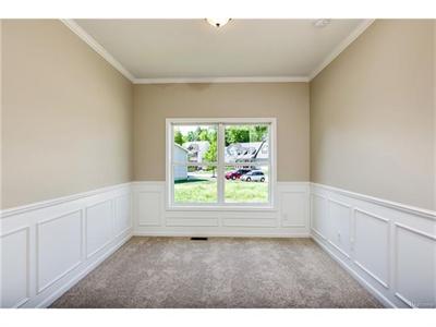 For Sale: 10260 Beacon Crse Grand Blanc, MI 48439