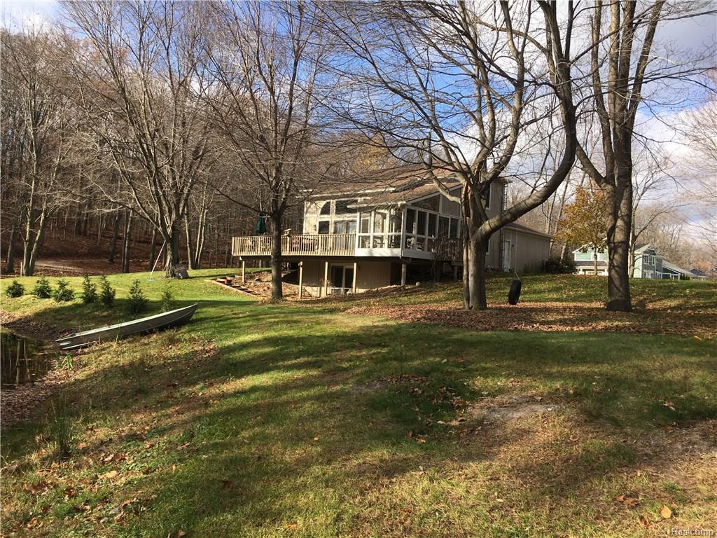 20155 Tipsico Lake Rd