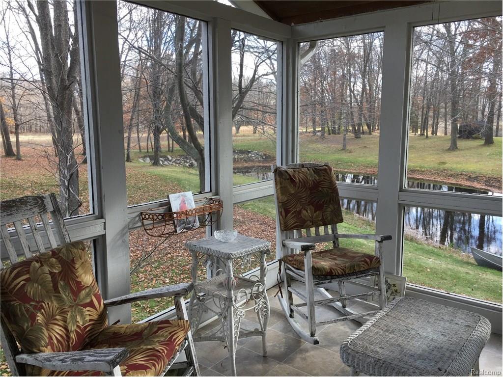 20155 Tipsico Lake Rd
