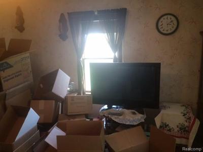 For Sale: 100 N Doran Imlay City, MI 48444