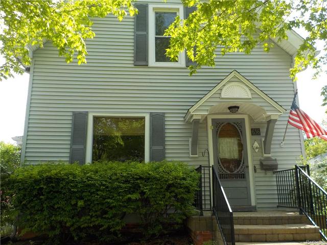 128 Fox St
