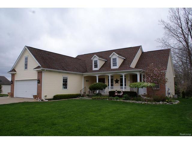347 Golfside Dr