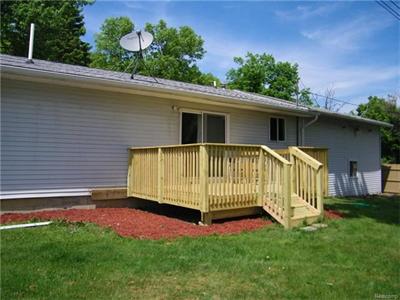 For Sale: 4110 Hunters Crk Metamora, MI 48455