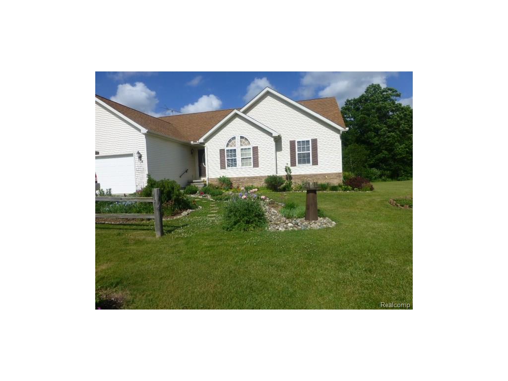 For Sale: 5878 Cobblestone Dr North Branch, MI 48461