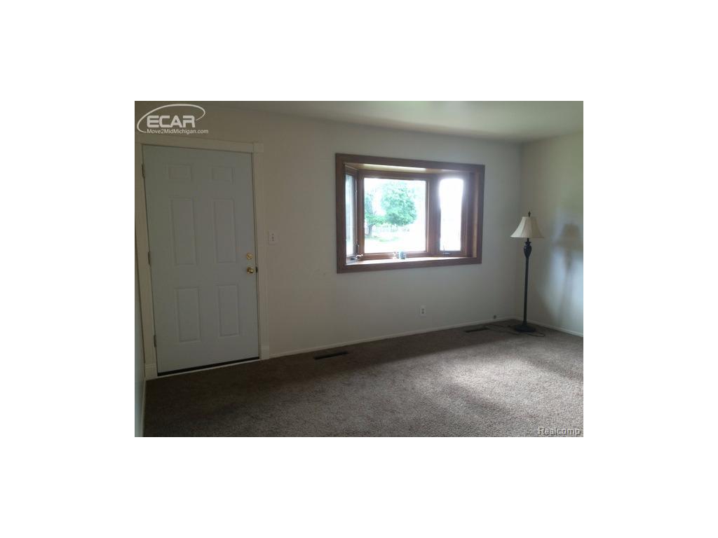 For Sale: 4075 Bristolwood Dr Flint, MI 48507