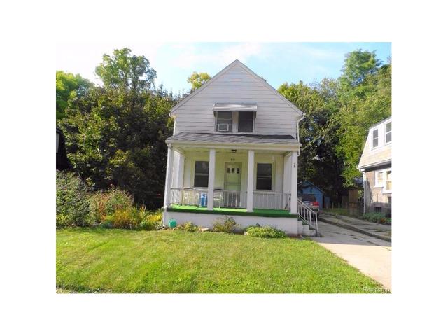 2207 Monteith St