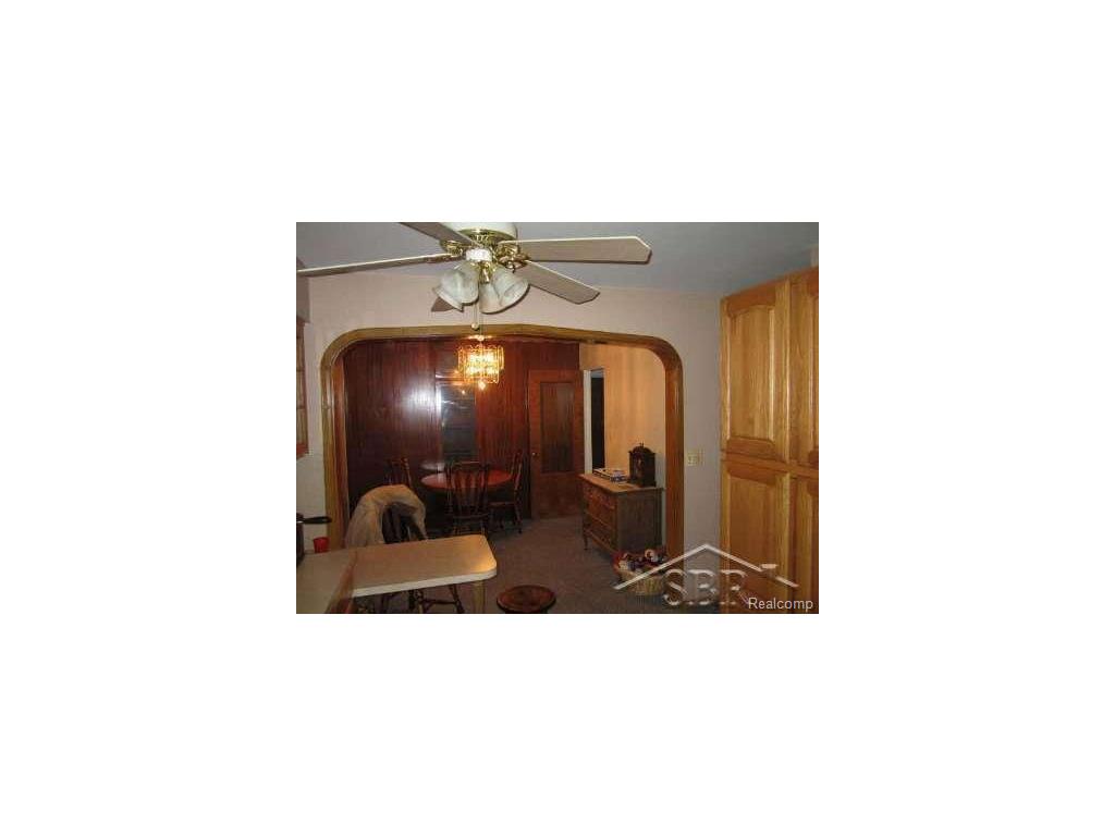 1519 Beech