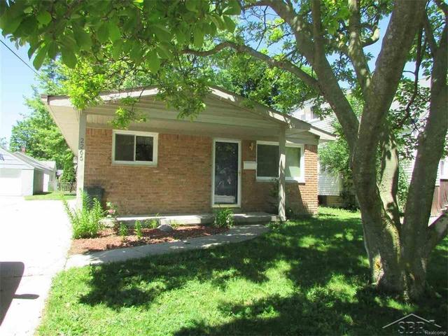 3320 W Genesee
