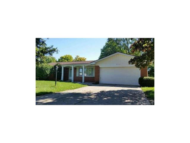 325 Ardussi Ave
