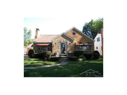 3526 Adams Ave