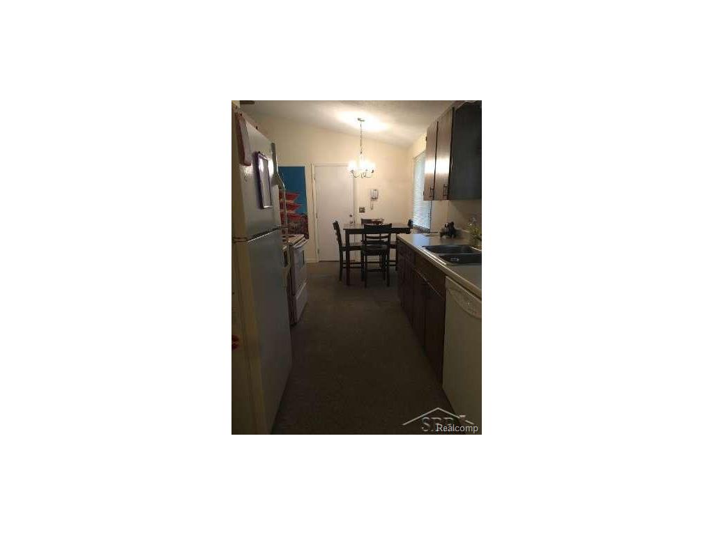 For Sale: 2766 Wellesley Saginaw, MI 48603