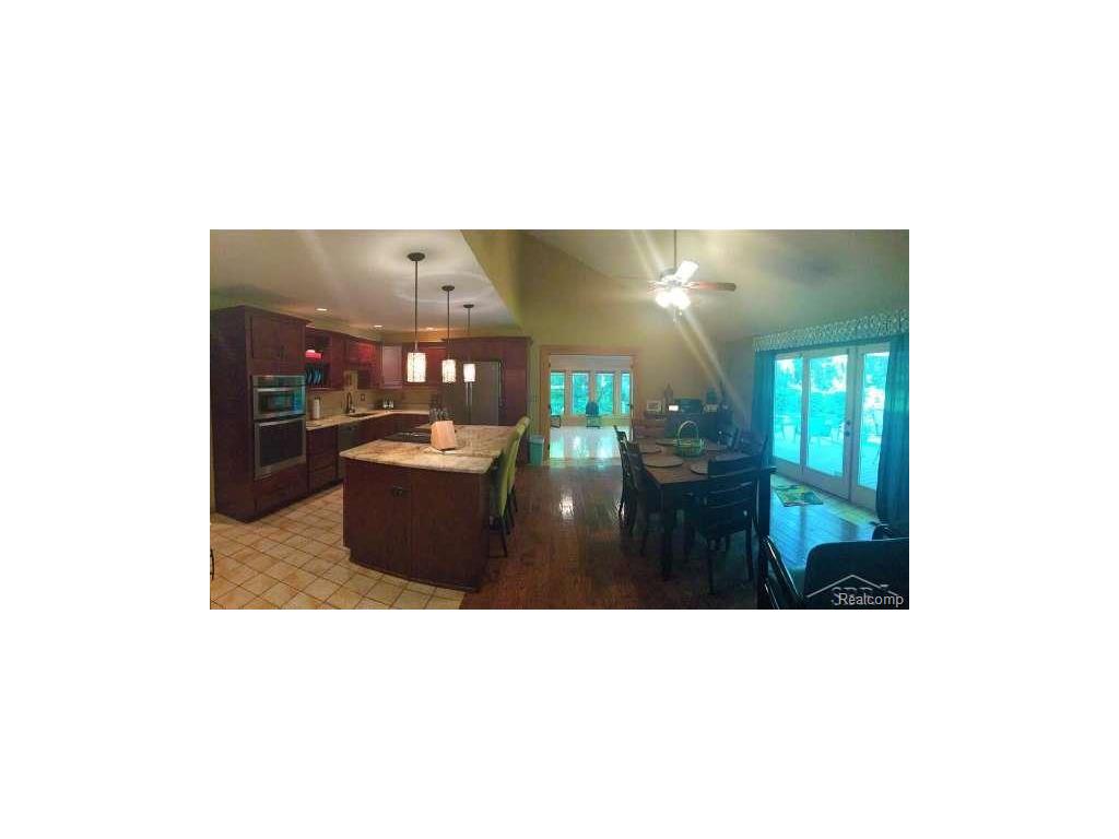 For Sale: 1020 N Graham Saginaw, MI 48609