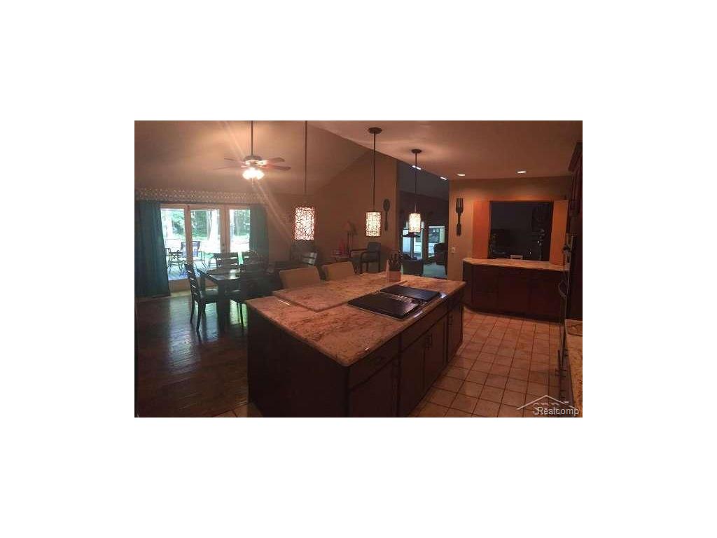 For Sale: 1020 N Graham Saginaw, MI 48609