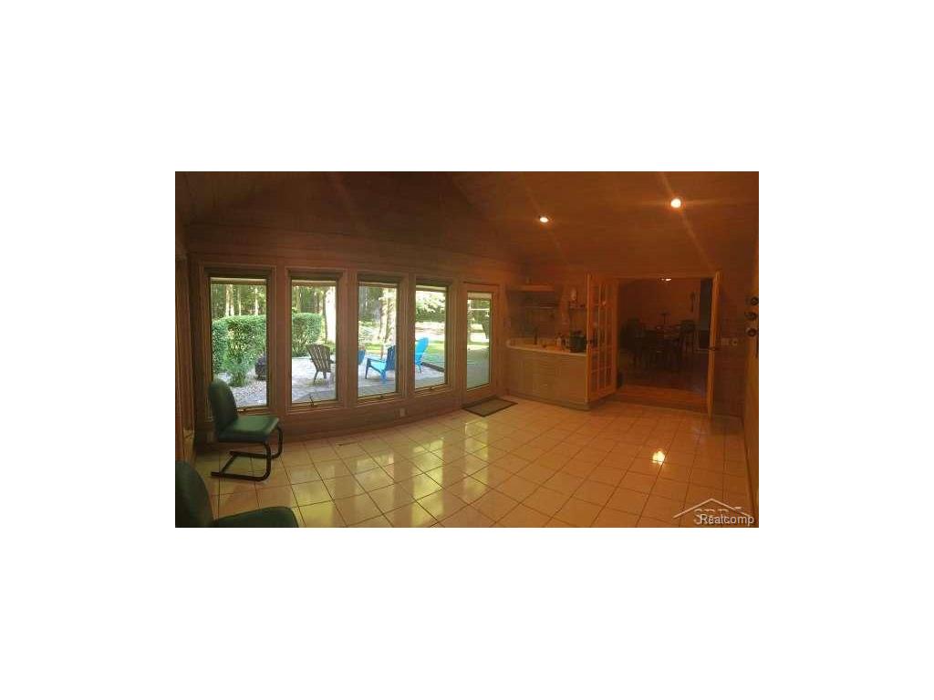For Sale: 1020 N Graham Saginaw, MI 48609