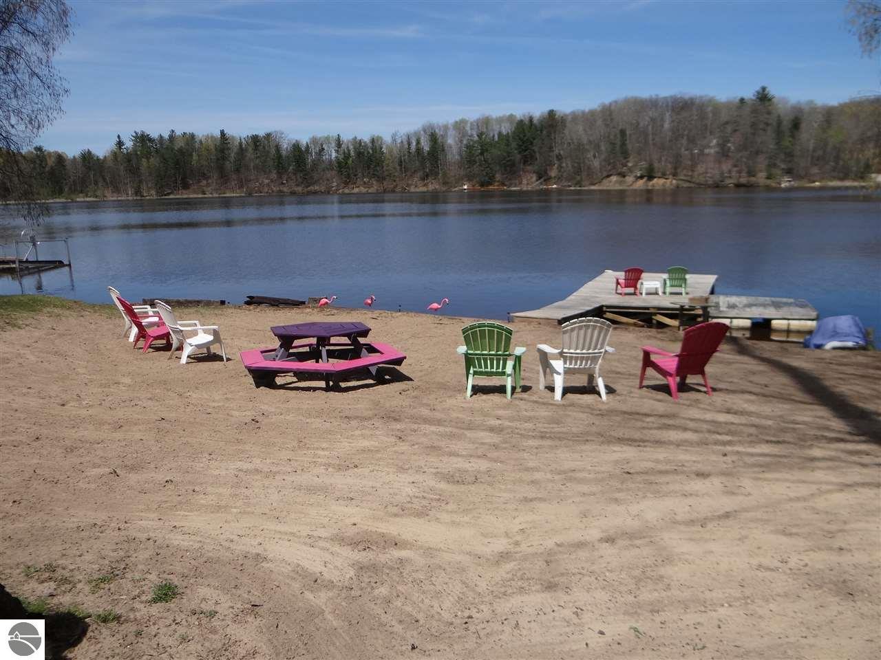 3257 S Ogemaw Trl