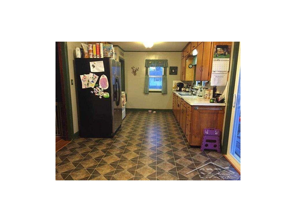 11225 Nichols