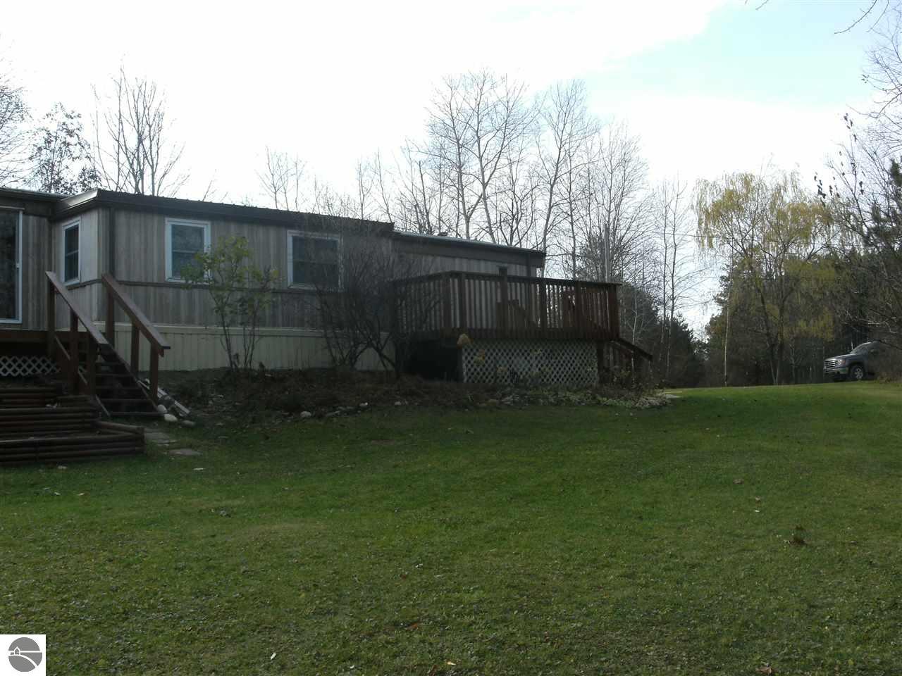 6733 Bear Lake Dr