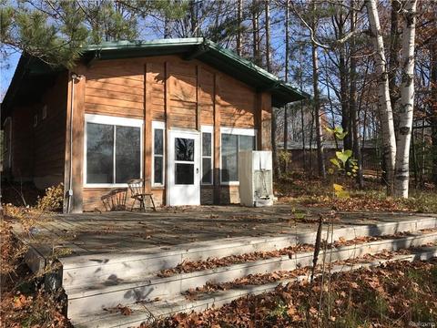 2134 E Wenonah Dr