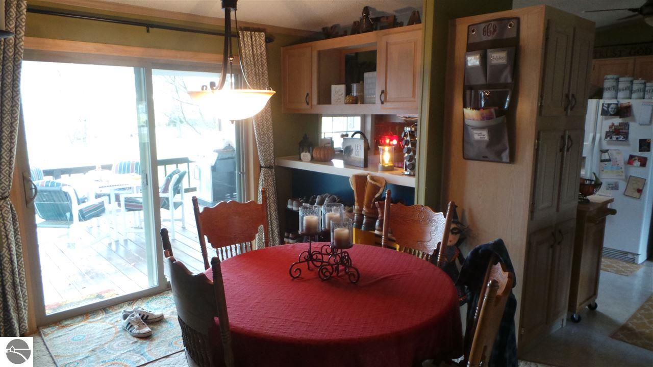 221 Linton St