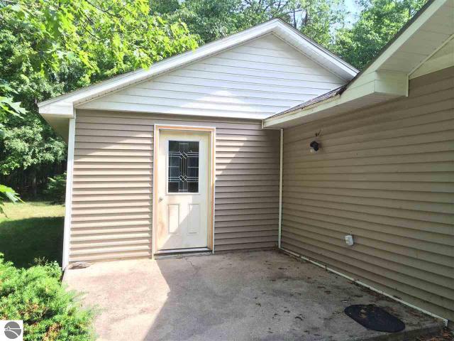 1110 W First St