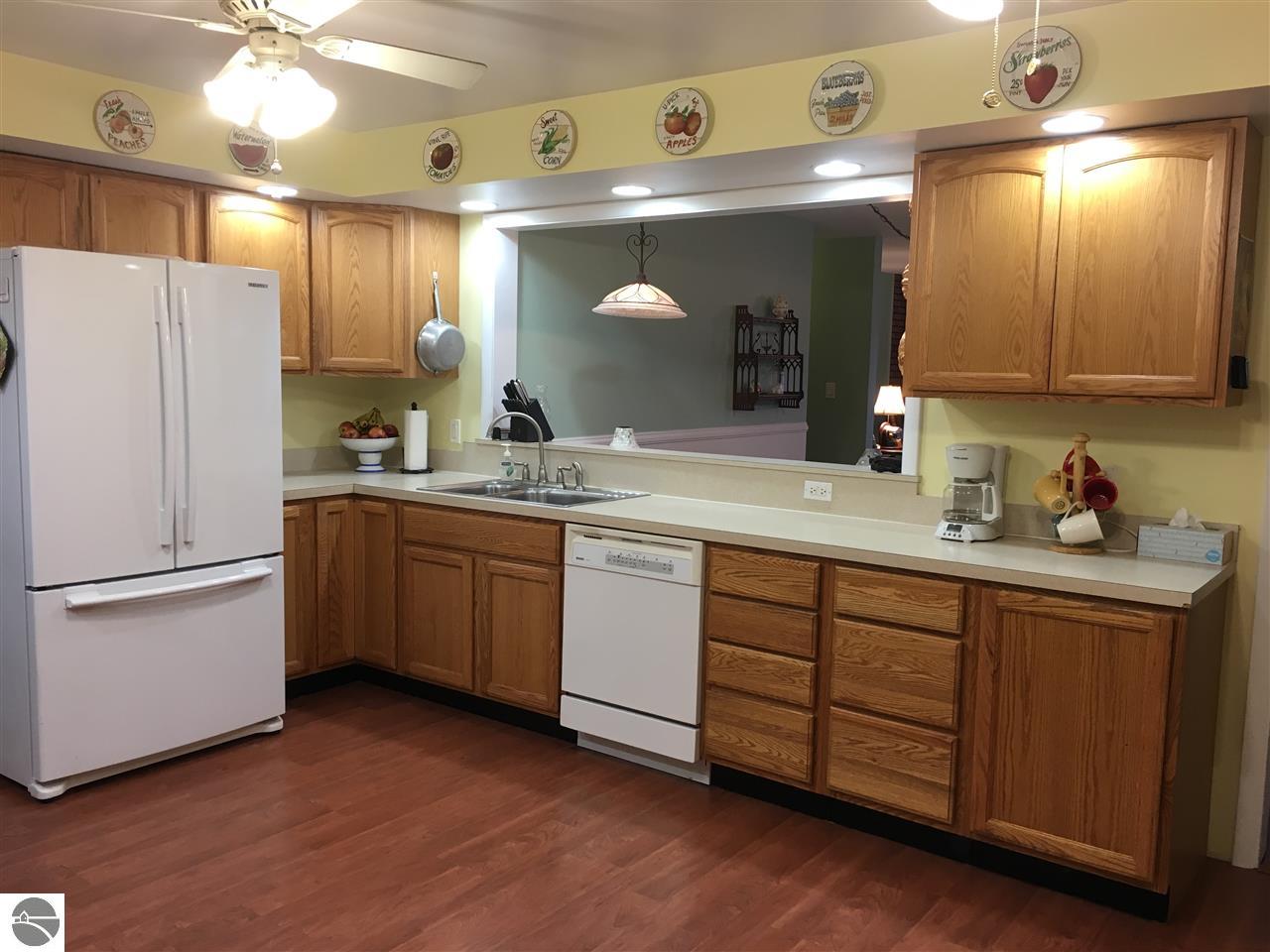 349 N Wilber Rd