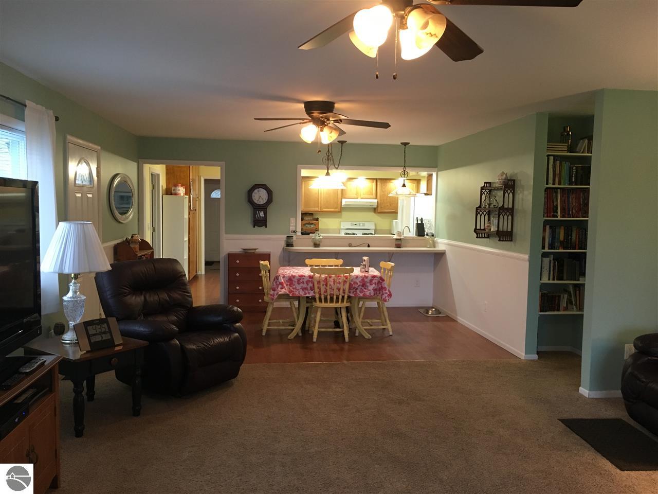 349 N Wilber Rd