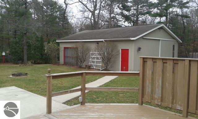 6040 Cedar Lake Rd