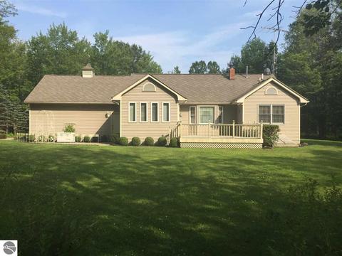5775 Huron Woods Dr