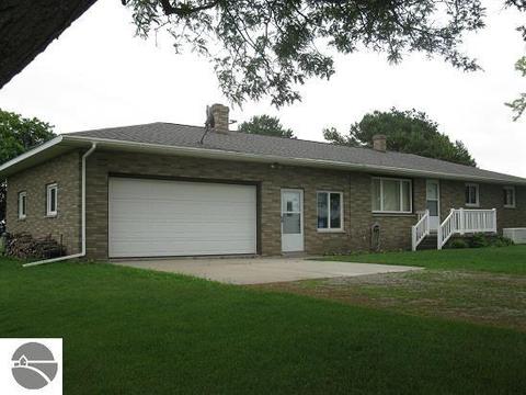 5775 Huron Woods Dr
