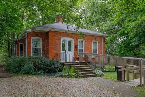331 Cottage St