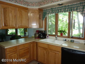 For Sale: 1225 W Frank Dr Greenville, MI 48838