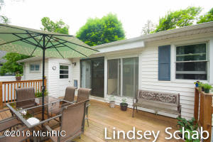 For Sale: 424 S Luray St Greenville, MI 48838