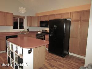 6086 Johnson Rd