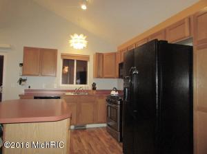 6086 Johnson Rd