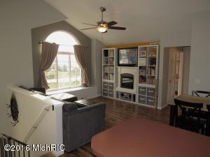 6086 Johnson Rd