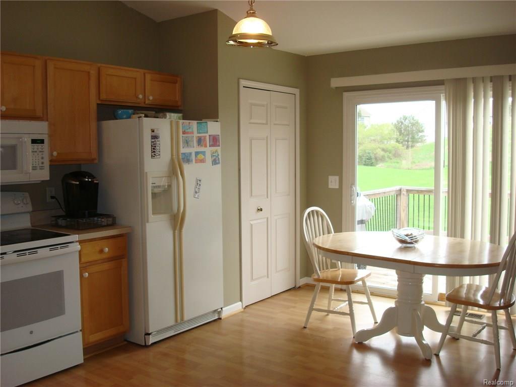 3947 Silver Charm Ln