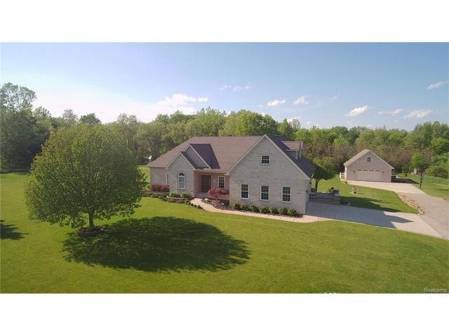 570 Gentry Ct