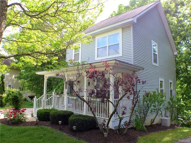 398 Springwell Ln