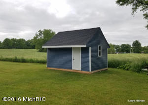 For Sale: 6097 Sunset Bch Lake Odessa, MI 48849