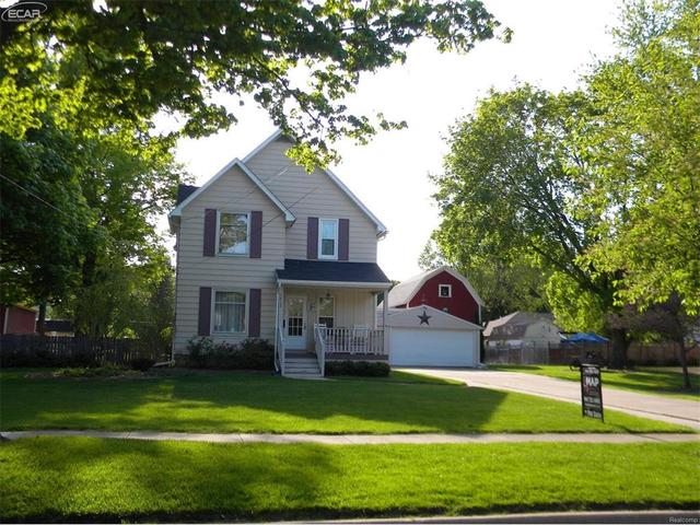 1874 E Arrowhead Ln