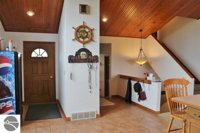 433 N Wisner Rd