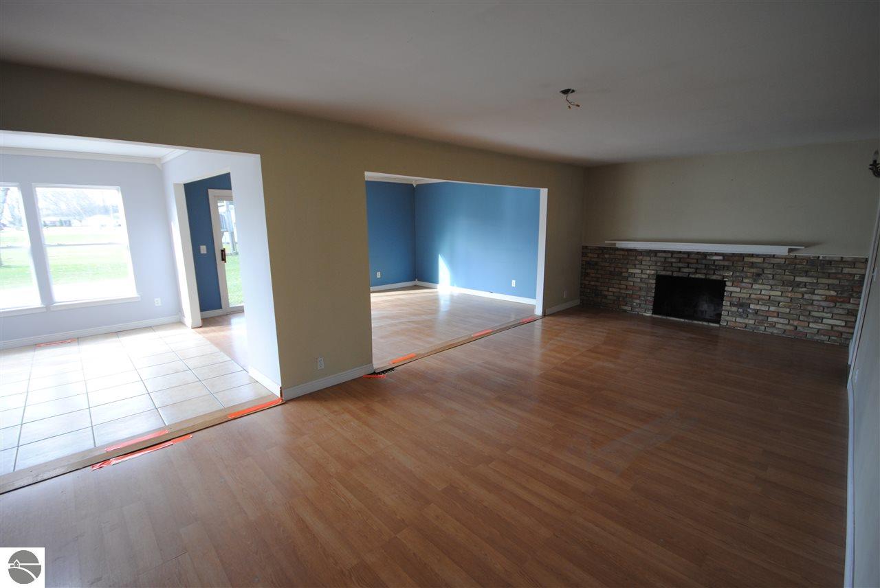 216 Michael Ave