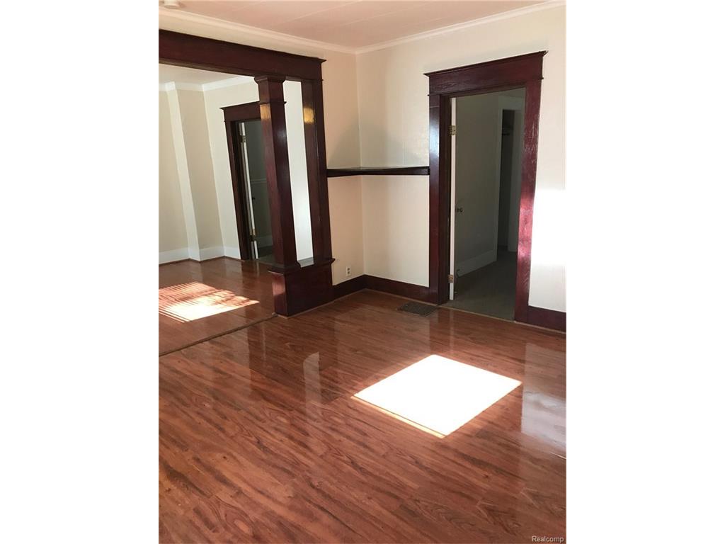1804 Ada St