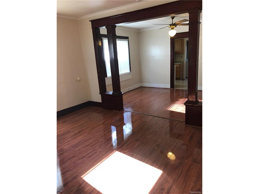 1804 Ada St