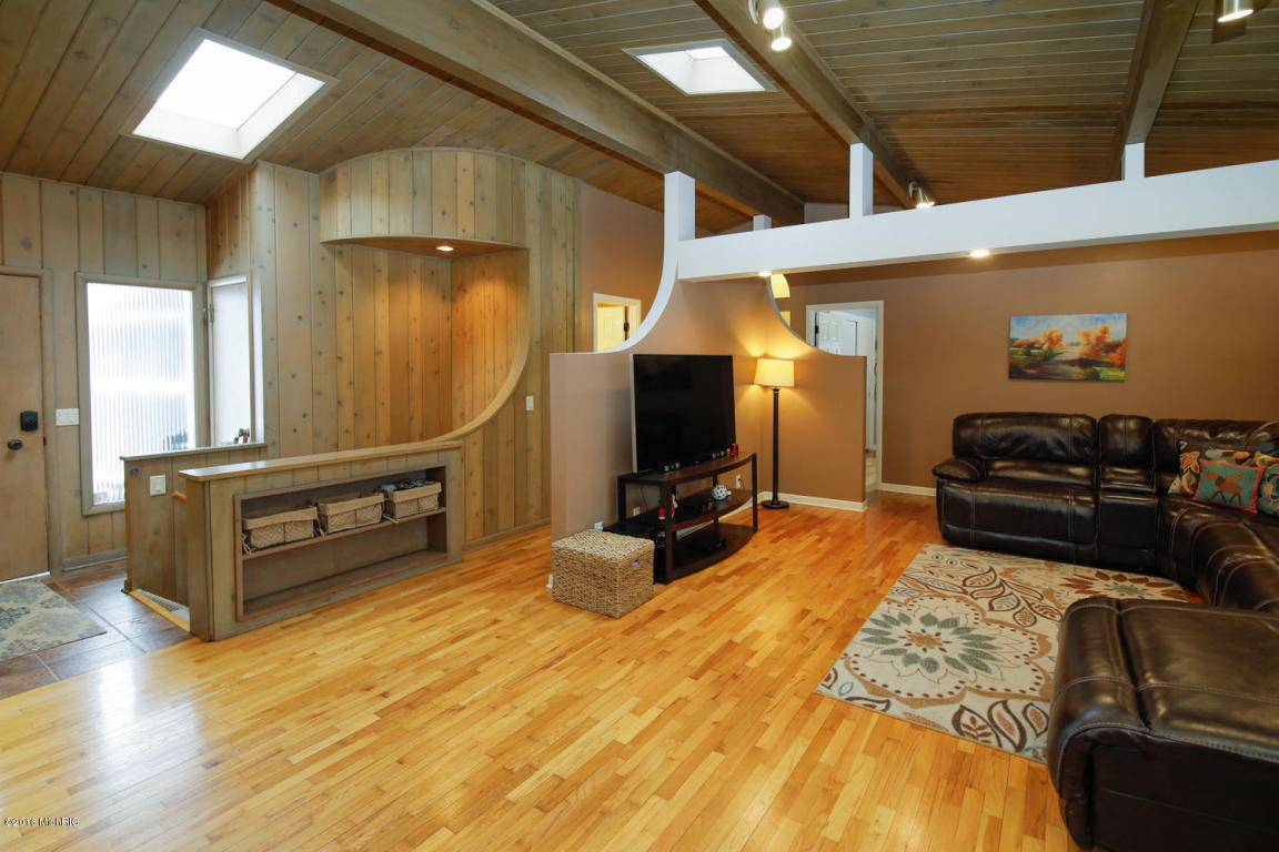 4436 Old Colony Rd
