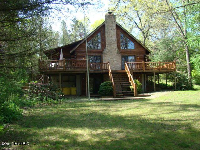 105 Candlewood Ln